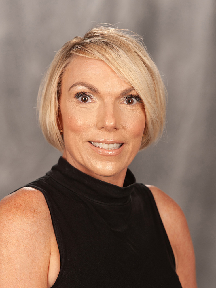 Photo of Laura Lyndsey