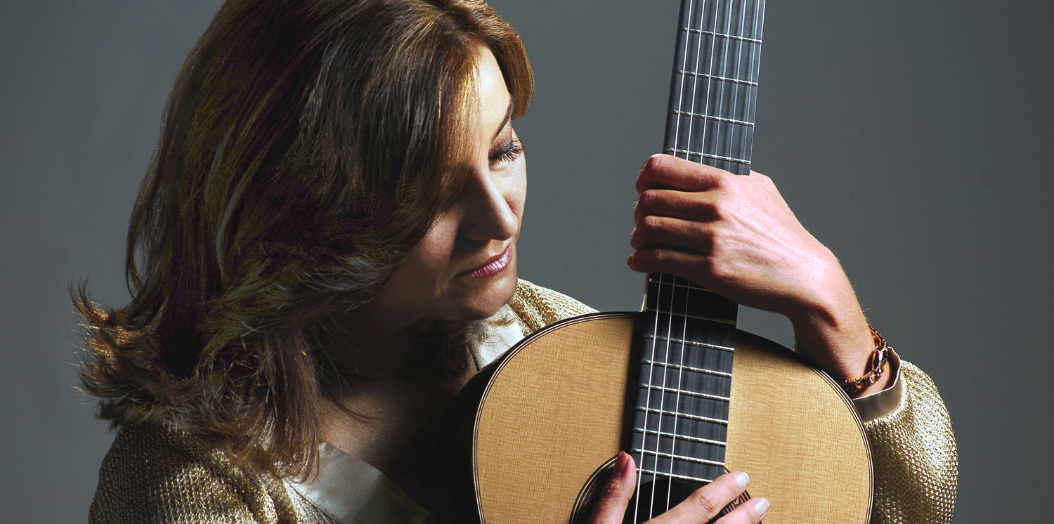 promotional photo - Berta Rojas